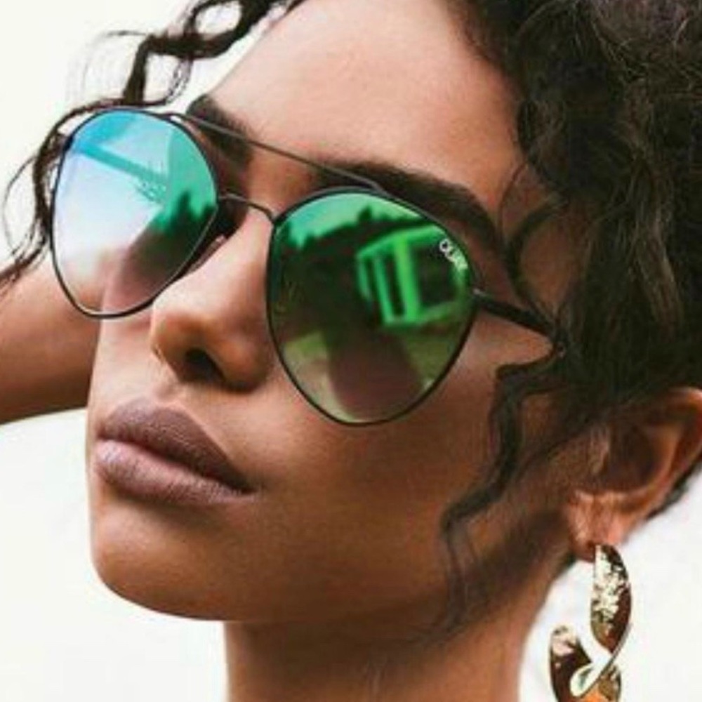 NWT Quay Australia “Dragonfly” Mirrored Aviators - Picture 4 of 4